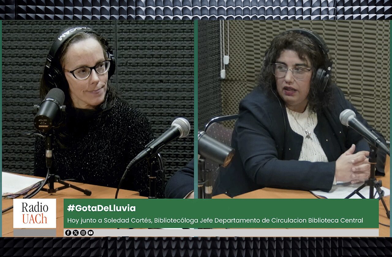 Cecilia Lagos y Soledad Cortés en Gota de Lluvia de Radio UACh, conversando sobre la Primera Feria de Liberación de Libros y literatura infantil.